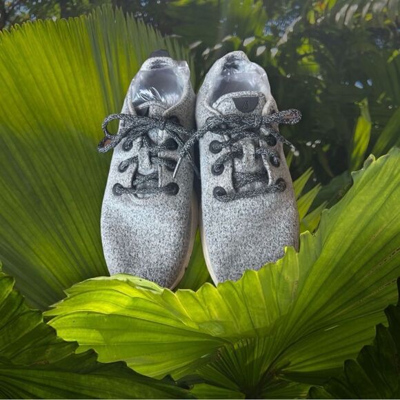 Allbirds Women’s Wool Runner Size 9 merino Wool comfortable laced up - Picture 1 of 5